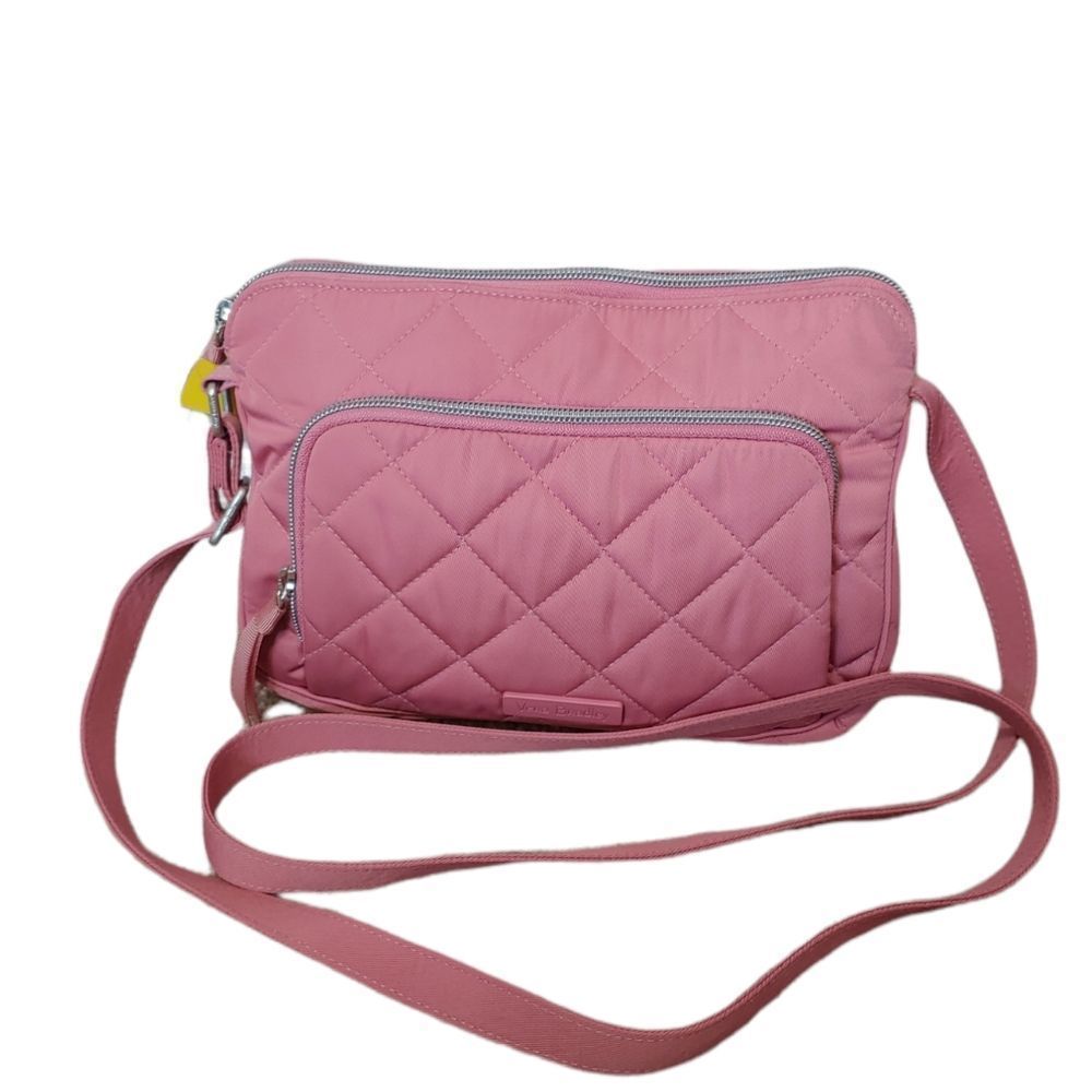 VERA BRADLEY QUILTED/FLORAL CROSSBODY.